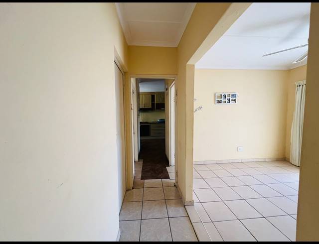 3 BEDROOM HOUSE FOR SALE IN NEWLANDS WEST
